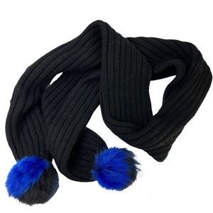 UGG Cable Knit Scarf With Shearling Fur Pom Pom NEW With Tag Black Blue